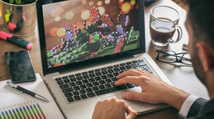 How online gambling has got popular in recent years