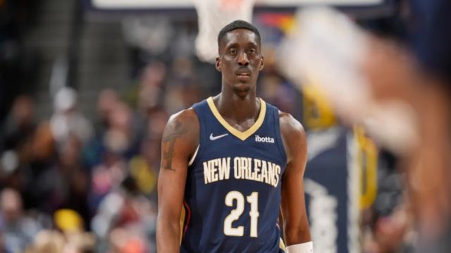 What is Tony Snell's net worth?